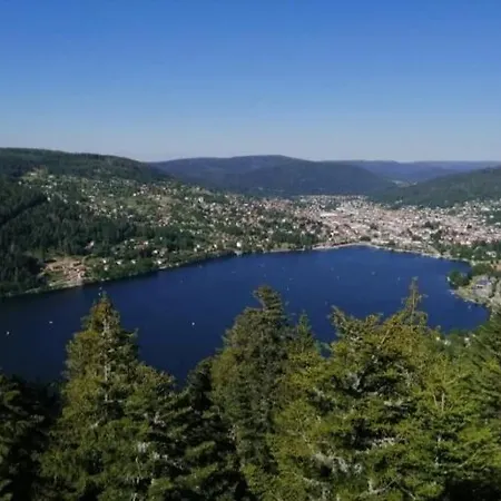 appartement avec balcon terrasse plein sud proche lac et centre ville wifi Gérardmer Extérieur photo